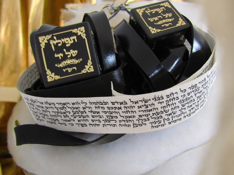 tefilines-sefer-torah-ex